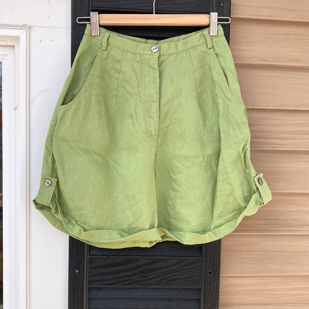 Cute linen high rise shorts